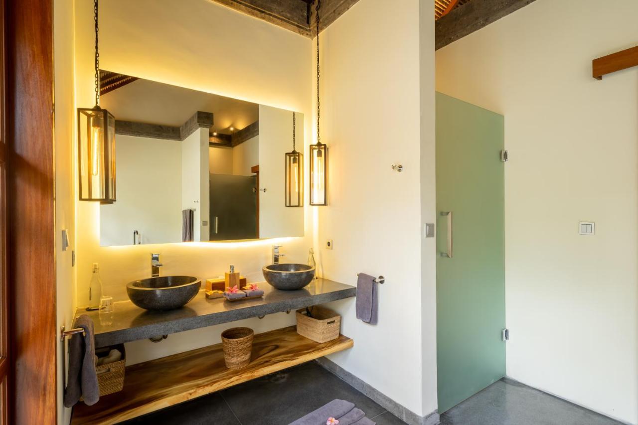 Villa Themma Jungle - Sumptuous 3Br Luxury Villa With Majestic Jungle View North Of Ubud Exterior photo